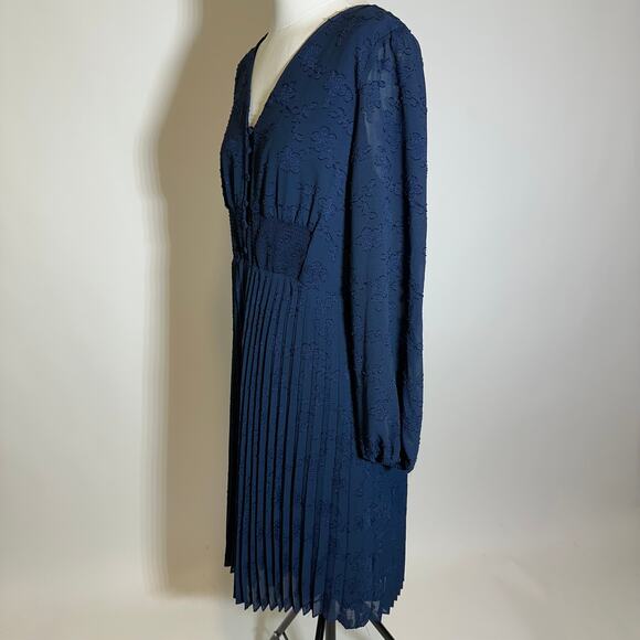 NWT Nanette Lepore Navy Blue Long Sleeve Bella Dobby Dress Pleats Womens Size 12 - Picture 6 of 12